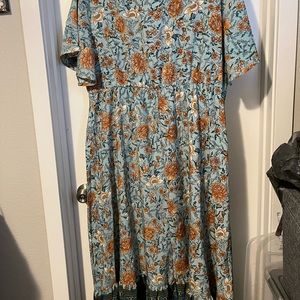 Ladies Shein Curve dress 4xl